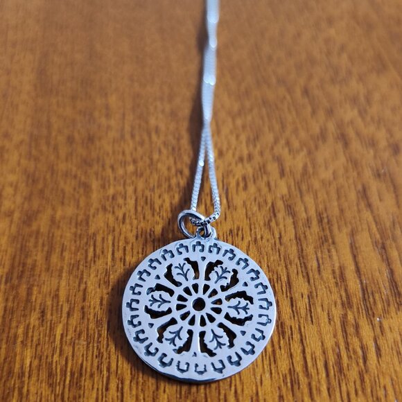 Silver-plated necklace with pendant - Picture 4 of 5